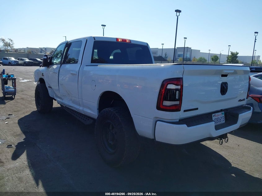 Vin: 3c6ur5dl7rg131967, lot: 46694150, ram 2500 big horn  4x4 6'4 box 20243