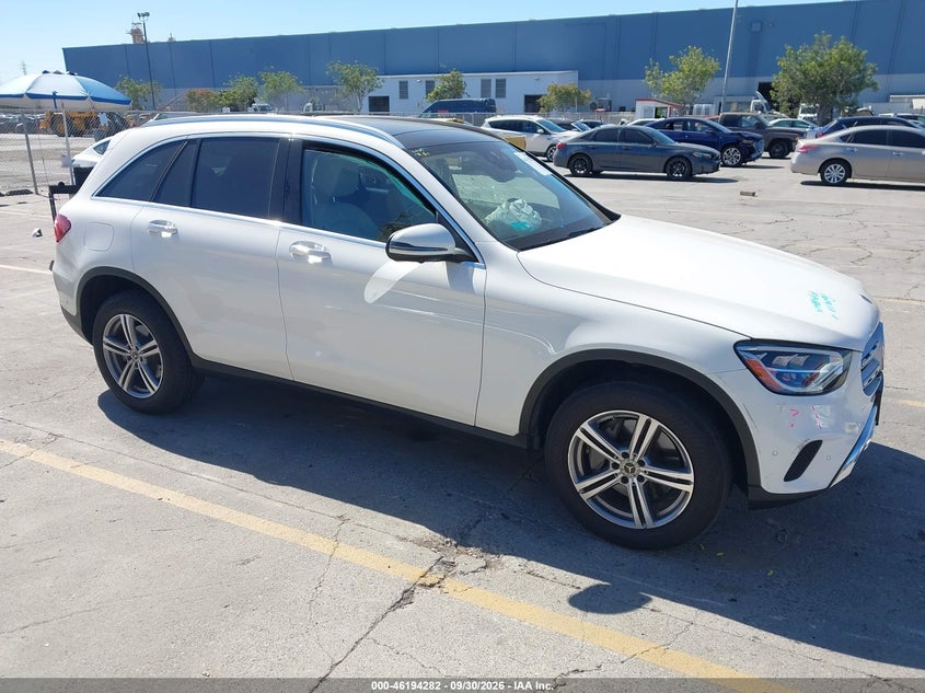 2022 MERCEDES-BENZ GLC 300 4MATIC SUV