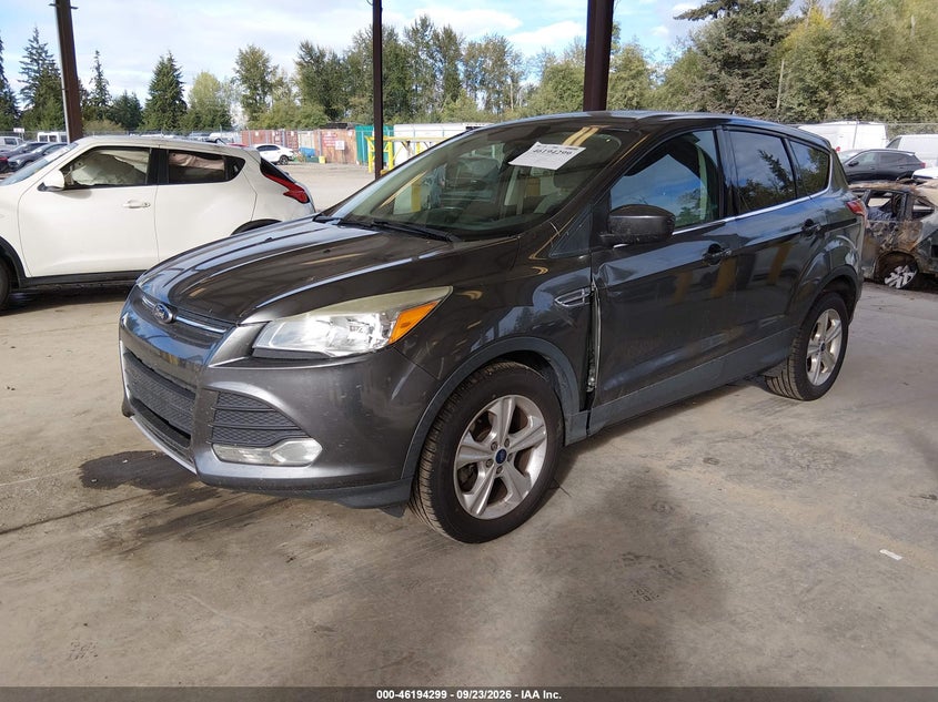 Vin: 1fmcu9gx8fub37046, lot: 46694183, ford escape se 20152