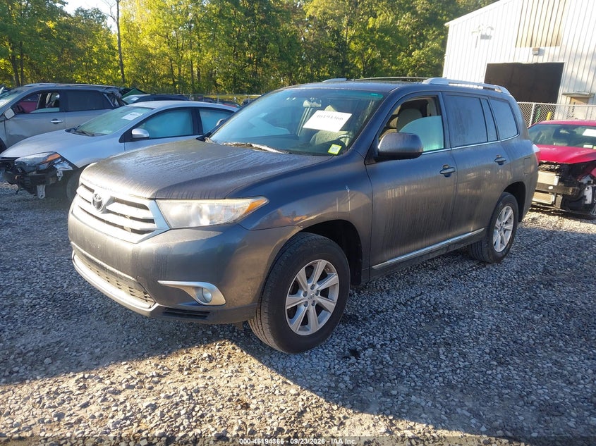 Vin: 5tdbk3eh0cs113161, lot: 46694250, toyota highlander base v6 20122