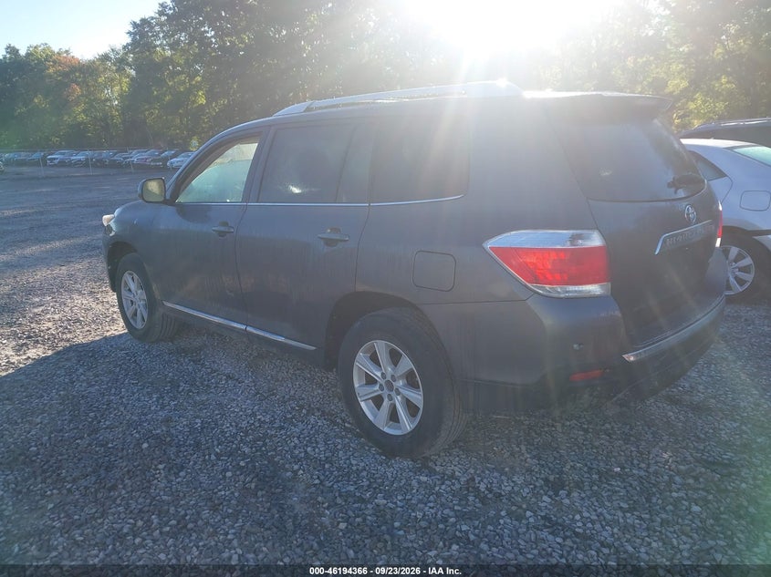 Vin: 5tdbk3eh0cs113161, lot: 46694250, toyota highlander base v6 20123