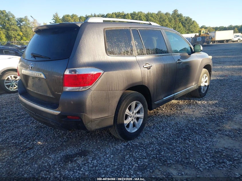 Vin: 5tdbk3eh0cs113161, lot: 46694250, toyota highlander base v6 20124