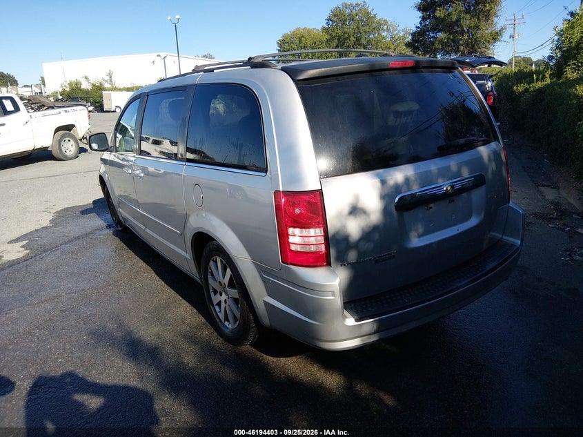CHRYSLER TOWN & COUNTRY 2008 VIN 2A8HR54P98R134089