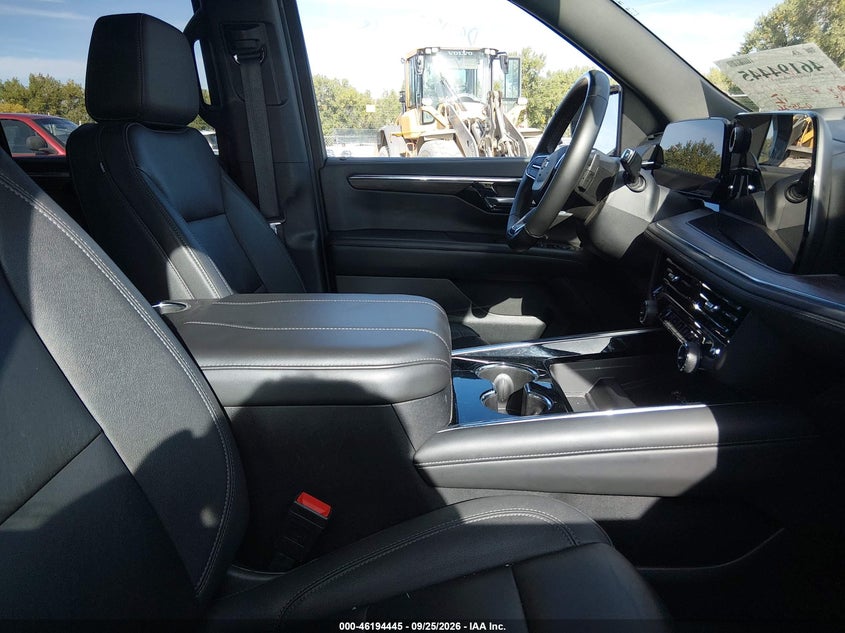 2025 CHEVROLET TAHOE auction photo 5