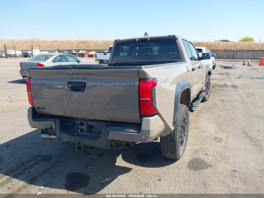 Vin: 3tmlb5jn7tm224916, lot: 46694372, toyota tacoma trd off road 20264