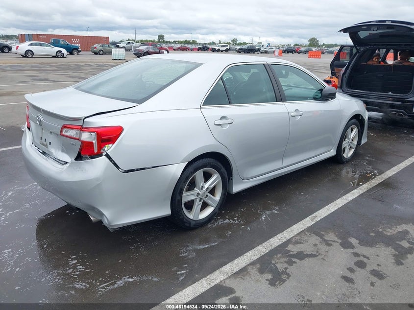 Vin: 4t1bf1fk1cu511408, lot: 46694418, toyota camry se 20124