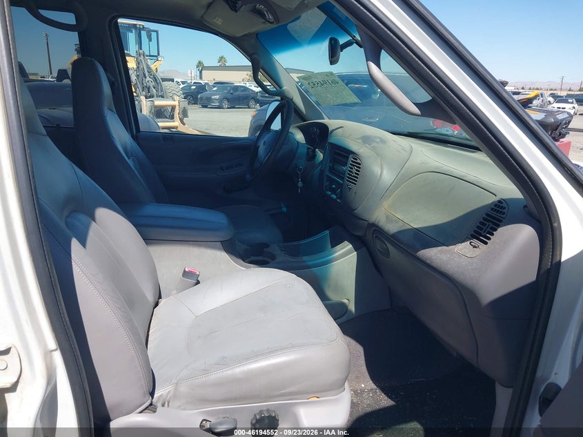 2000 FORD EXPEDITION auction photo 5