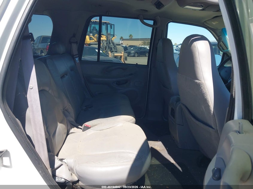 2000 FORD EXPEDITION auction photo 8