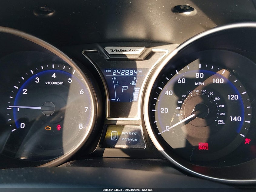 HYUNDAI VELOSTER 2013 VIN KMHTC6AE5DU174383