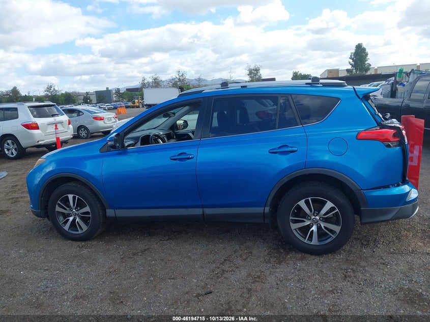 TOYOTA RAV4 - zdjęcie 14