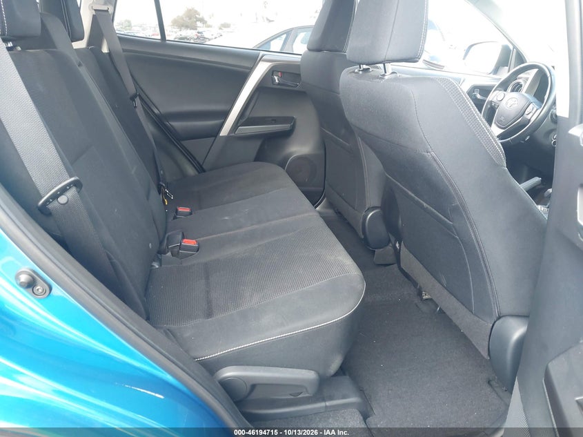 TOYOTA RAV4 - zdjęcie 8