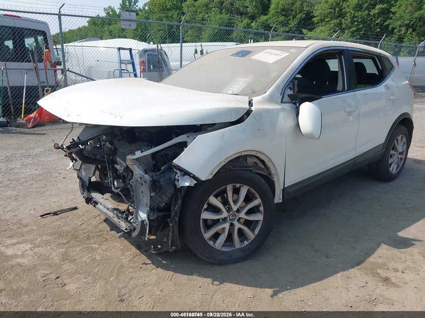 Vin: jn1bj1cw4lw377043, lot: 46694629, nissan rogue sport s awd xtronic cvt 20202