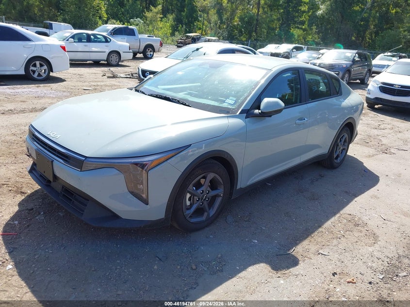 Vin: 3kpft4de4te315720, lot: 46694645, kia k4 lxs 20262