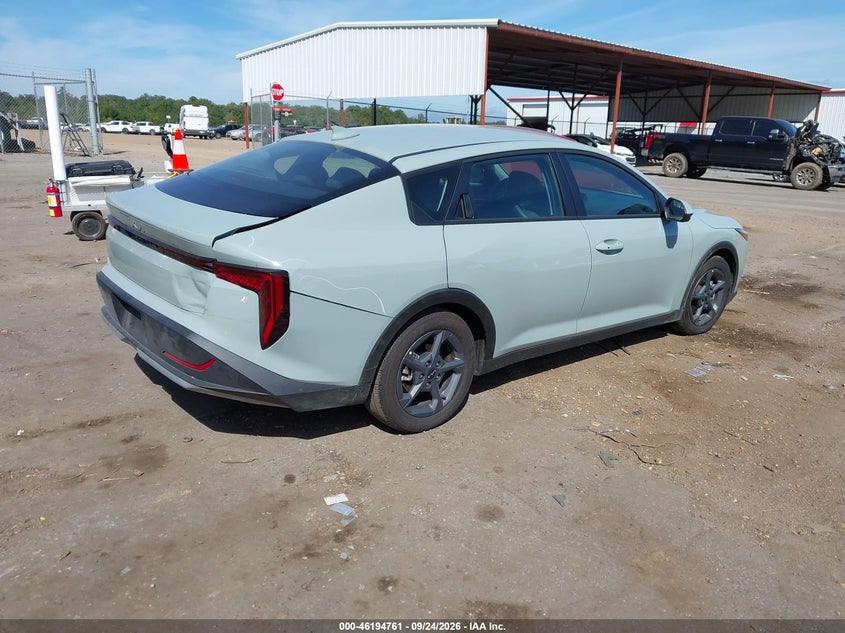 Vin: 3kpft4de4te315720, lot: 46694645, kia k4 lxs 20264