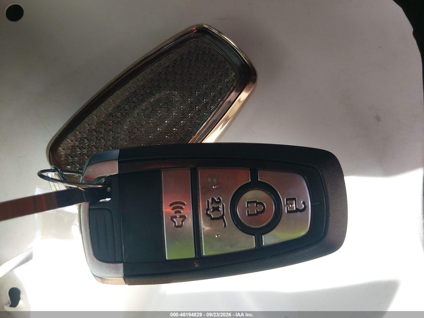 2025 FORD ESCAPE ST-LINE · Photo 11