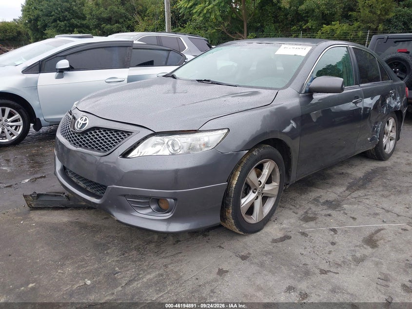 Vin: 4t1bf3ek7bu142677, lot: 46694775, toyota camry se 20112