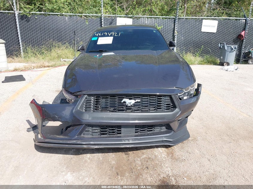FORD MUSTANG - zdjęcie 13