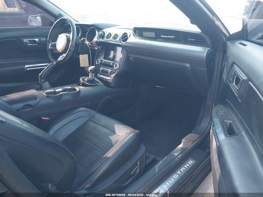 FORD MUSTANG - zdjęcie 5