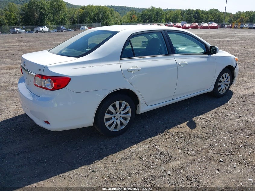 Vin: 2t1bu4ee2cc915354, lot: 46694912, toyota corolla le 20124