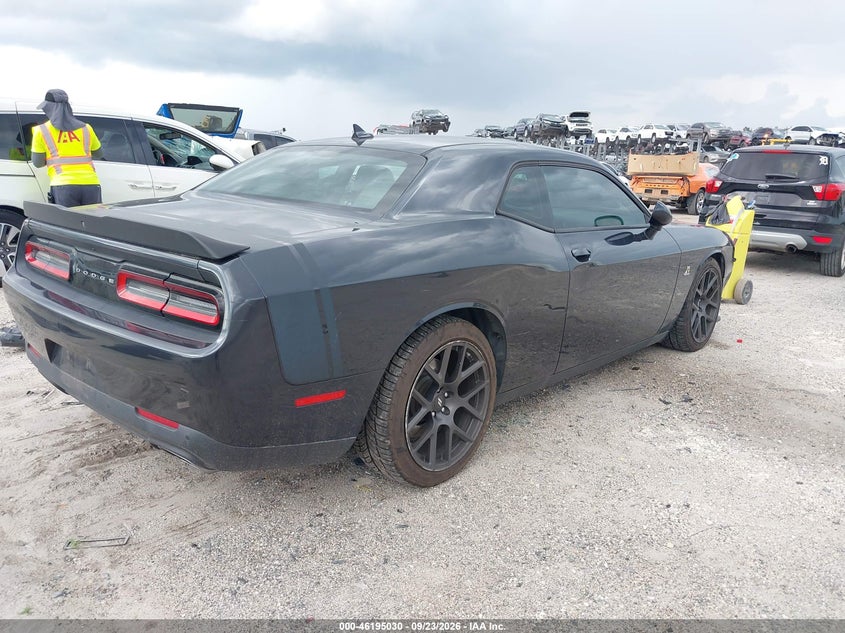 DODGE CHALLENGER - zdjęcie 4