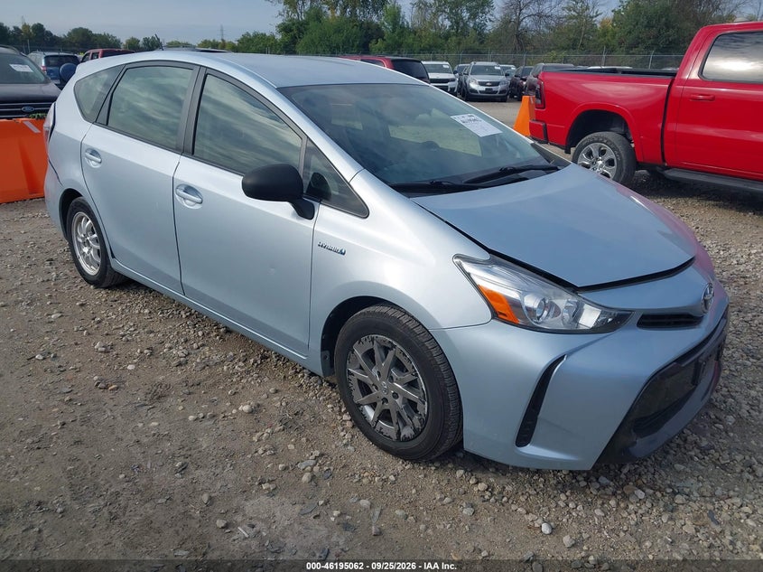 TOYOTA PRIUS V
