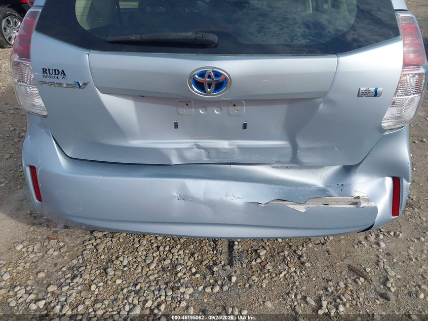 TOYOTA PRIUS V - zdjęcie 6