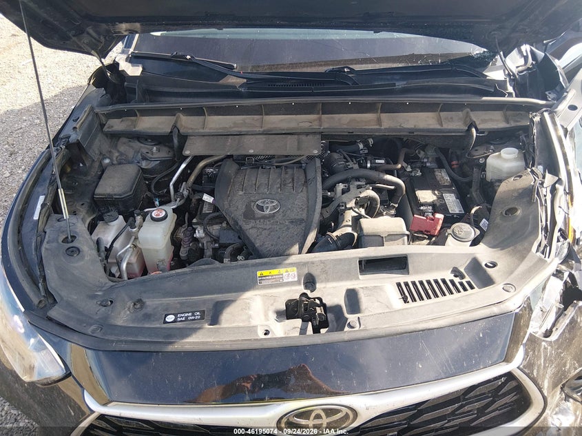 TOYOTA HIGHLANDER - zdjęcie 10