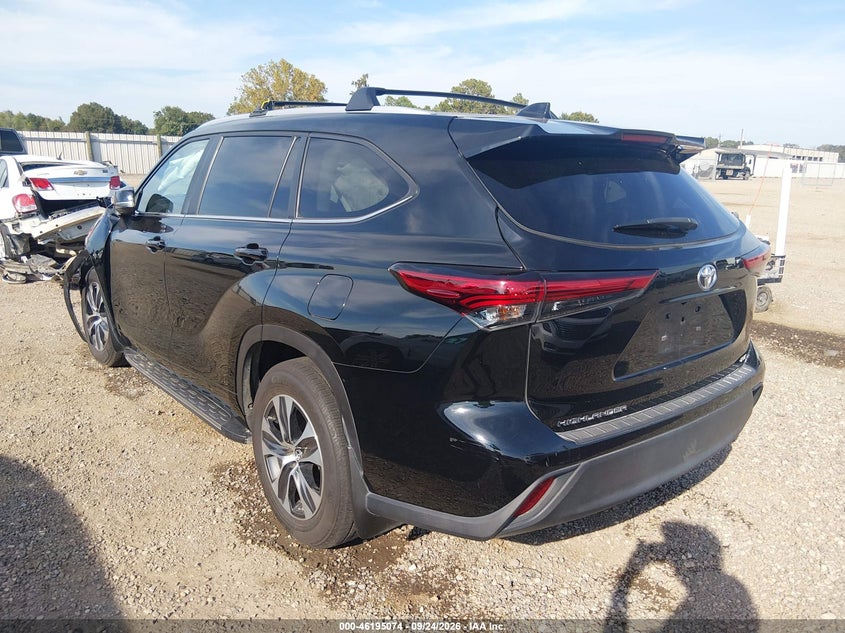 TOYOTA HIGHLANDER - zdjęcie 3