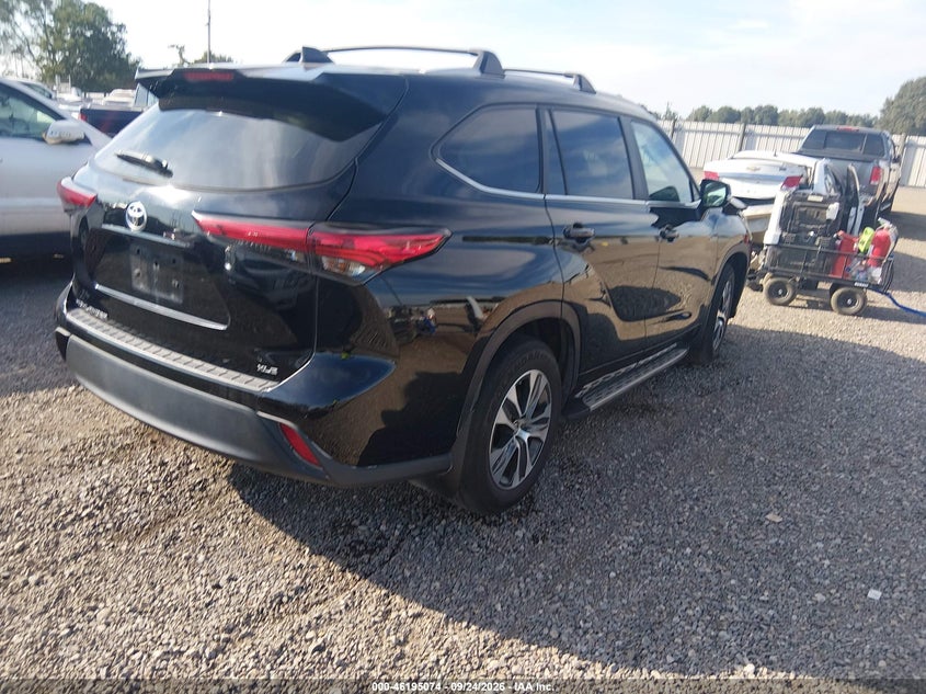 TOYOTA HIGHLANDER - zdjęcie 4