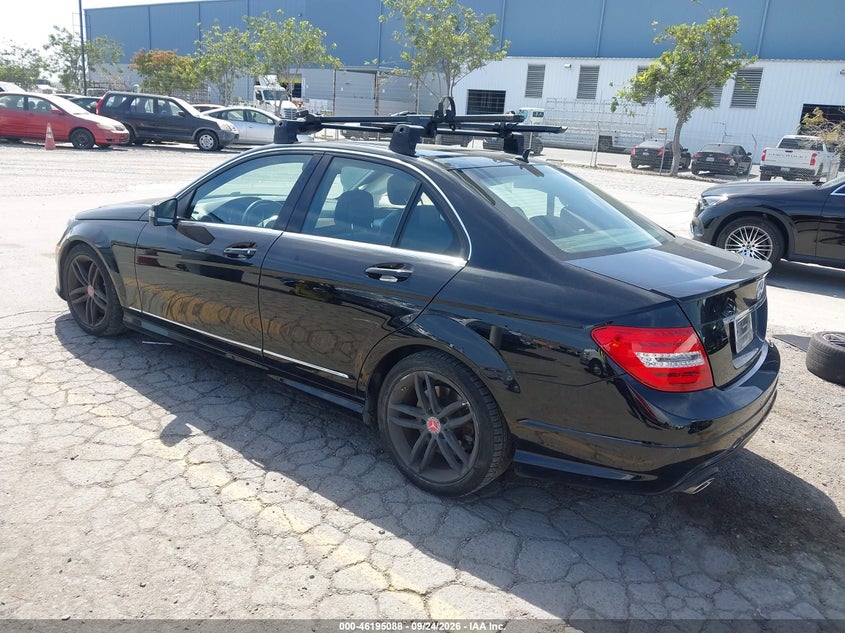 Vin: wddgf8ab3dr275333, lot: 46694972, mercedes-benz c 300 sport 4matic 20133