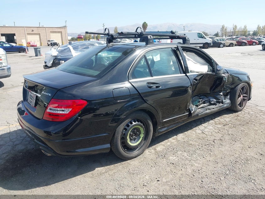 Vin: wddgf8ab3dr275333, lot: 46694972, mercedes-benz c 300 sport 4matic 20134