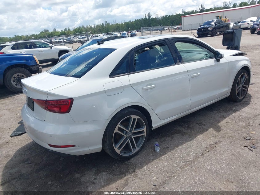 Vin: wauaugffxla103290, lot: 46695088, audi a3 premium 40 tfsi front-wheel drive s tronic 20204