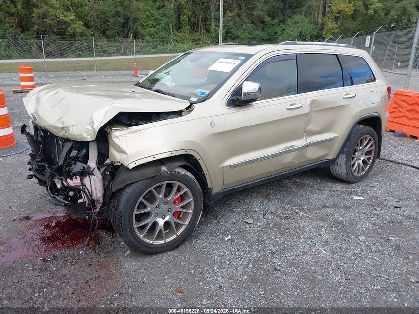 Vin: 1j4rr6gt7bc721038, lot: 46695110, jeep grand cherokee overland 20112