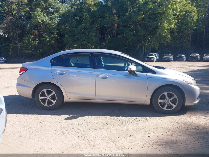 2015 HONDA CIVIC SE · Фото 13
