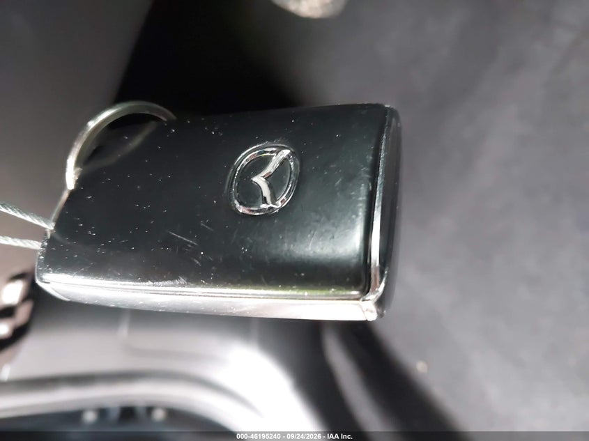 2021 MAZDA CX-5 CARBON EDITION · Photo 11