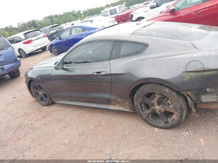 FORD MUSTANG - zdjęcie 14