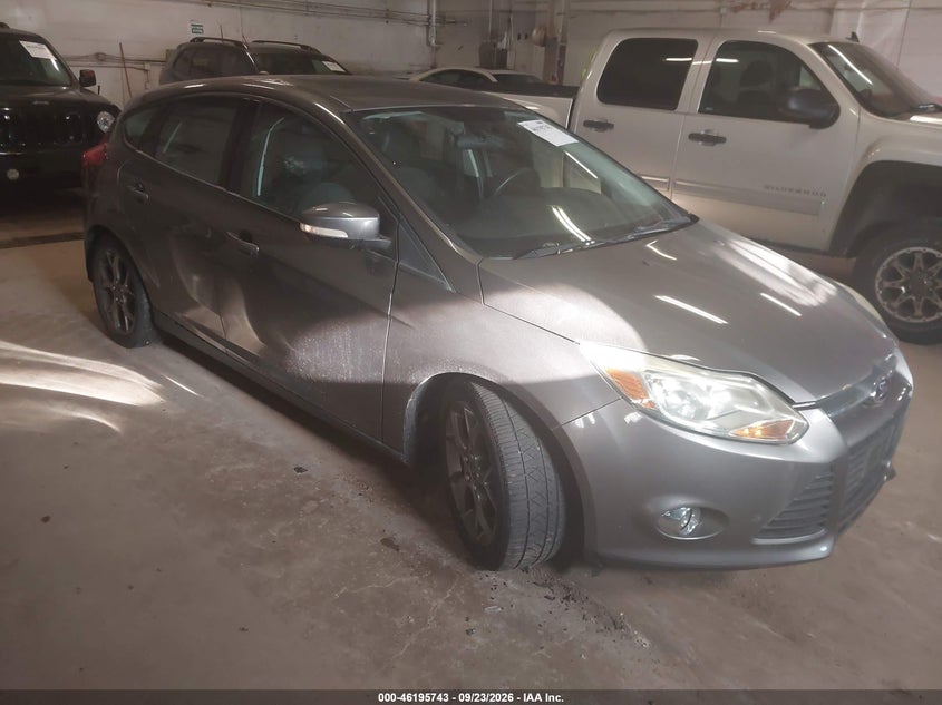 Vin: 1fadp3k28el175945, lot: 46695627, ford focus se 2014 img_1