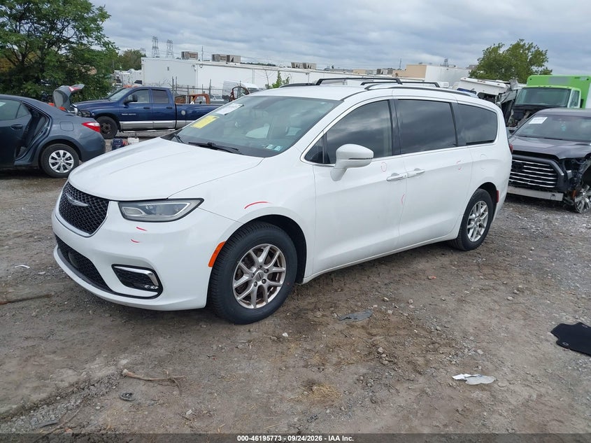 Vin: 2c4rc1bg0mr576472, lot: 46695657, chrysler pacifica touring l 20212