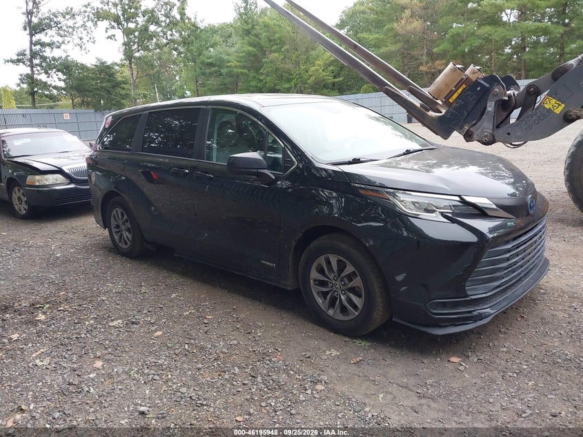 TOYOTA SIENNA - zdjęcie 1