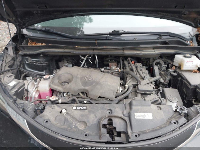 TOYOTA SIENNA - zdjęcie 10