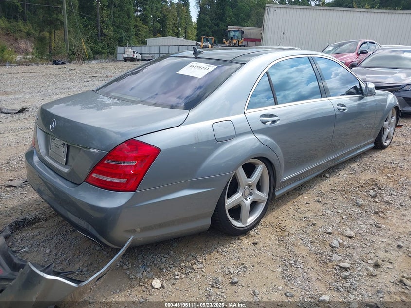 MERCEDES-BENZ S 550 2013 VIN WDDNG7DB3DA507907
