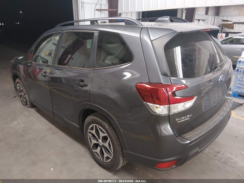 Vin: jf2skajc4mh477976, lot: 46696056, subaru forester premium 20213