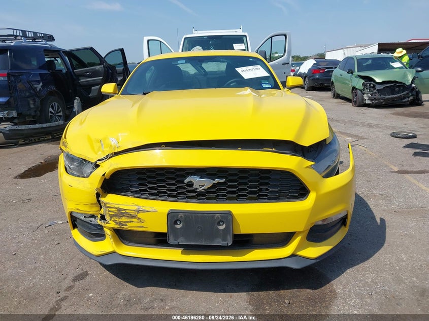 FORD MUSTANG - zdjęcie 12