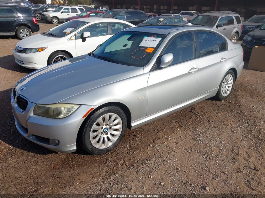 2009 BMW 3 SERIES 328I · Photo 2