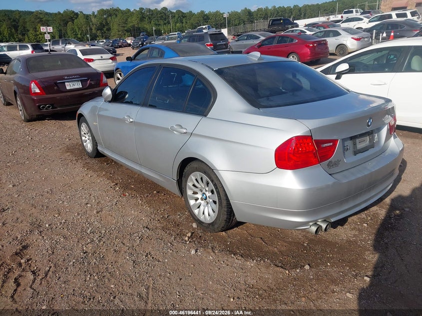 2009 BMW 3 SERIES 328I · Photo 3