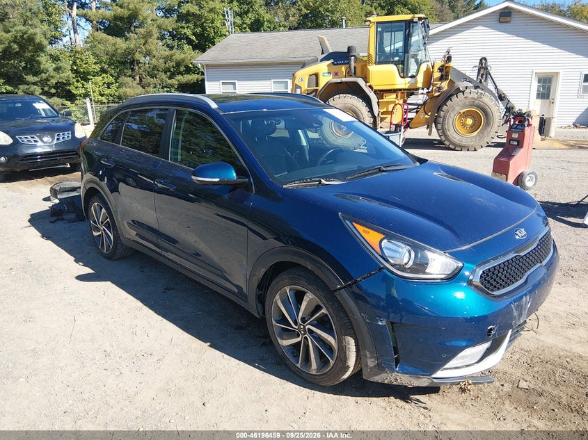 2018 Kia Niro Touring, фото с аукциона 1
