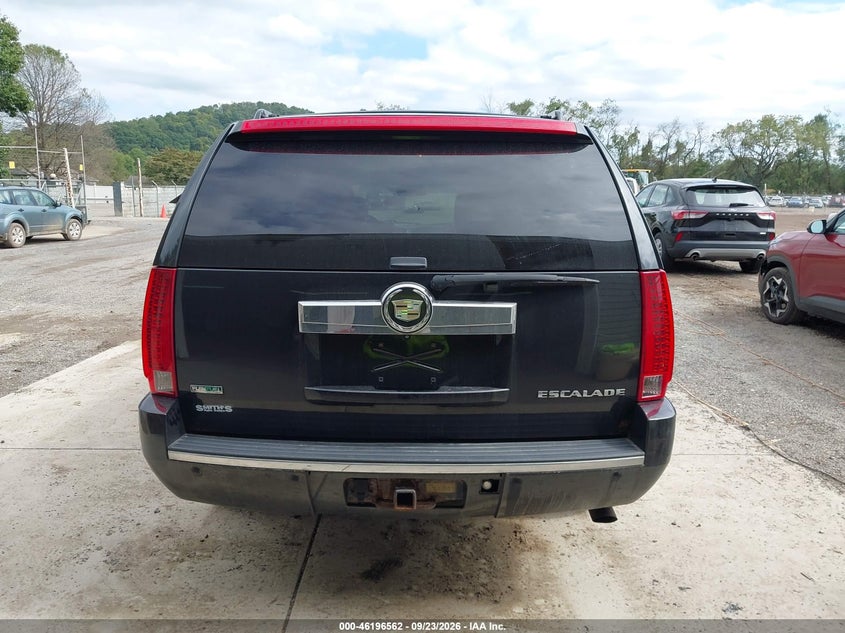 CADILLAC ESCALADE ESV 2011 VIN 1GYS4JEF3BR160995