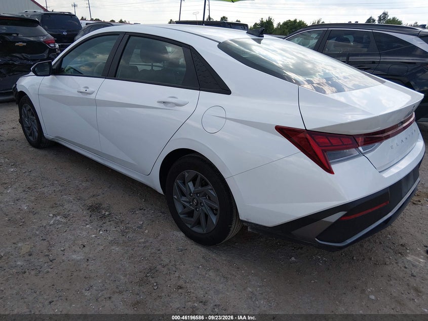 Vin: kmhlm4dj3tu186119, lot: 46696470, hyundai elantra hybrid blue 20263