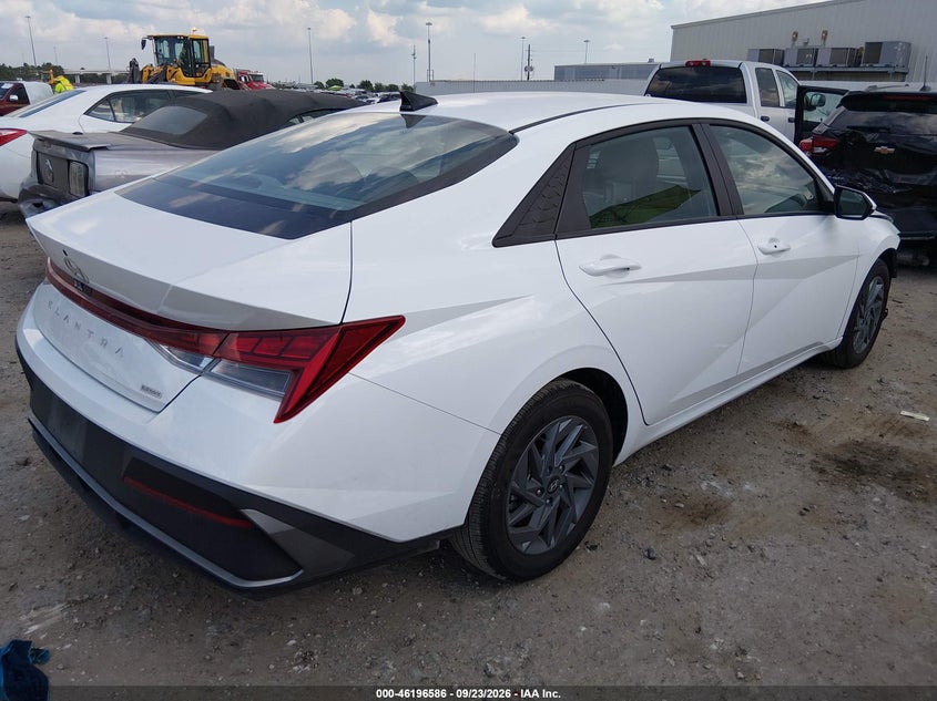 Vin: kmhlm4dj3tu186119, lot: 46696470, hyundai elantra hybrid blue 20264