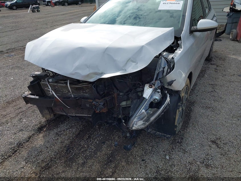 Kia Forte - фото 6